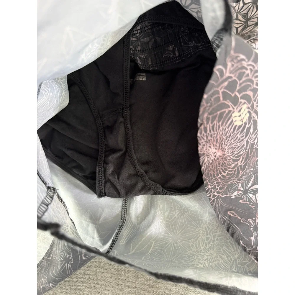 All‎ in Motion Womens XL Black Floral Geometric Running Shorts Built-in Liner